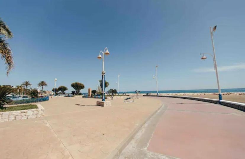 La Playa De El Palo Lägenhet Málaga Exteriör bild