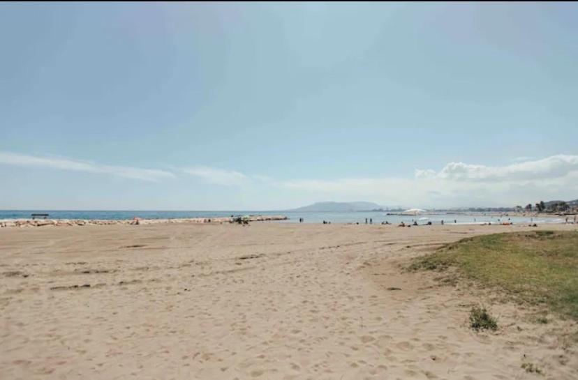 La Playa De El Palo Lägenhet Málaga Exteriör bild